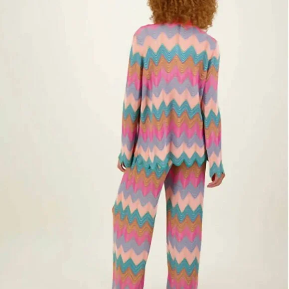 Nora Wide Leg Pant in Chevron - Picture 2 of 2